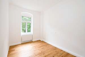 Bezugsfrei: Residieren in einem historischen Altbau direkt an der Elbe! – Die vollständige Adresse der Immobilie erhältst du vom Anbieter., 1307 Johannstadt-Nord, Dresden – Vorschaubild 5