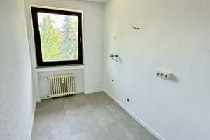 Helle 2-Zimmer-Wohnung mit großem Balkon in Düsseldorf-Lierenfeld – Gleiwitzer Straße 9, 40231 Eller, Düsseldorf – Vorschaubild 6