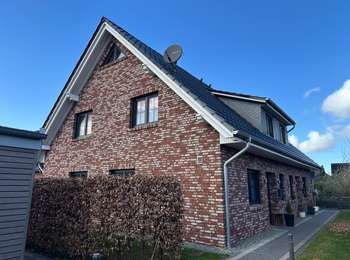 Zuhause im Grünen – moderne DHH in Mittelkirchen