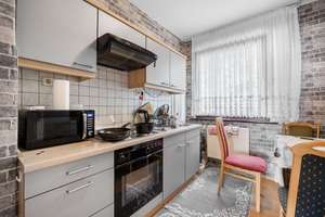 🏡 Charme trifft Perspektive – Großzügiges Haus mit Baugrundstück in Hannover-Badenstedt – Die vollständige Adresse der Immobilie erhältst du vom Anbieter., 30455 Badenstedt, Hannover – Vorschaubild 7