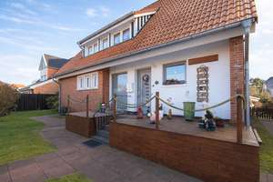 Laufend modernisierte Frühstückspension auf Langeoog mit flexibler Nutzung als Wohnhaus – Die vollständige Adresse der Immobilie erhältst du vom Anbieter., 26465 Langeoog – Vorschaubild 2