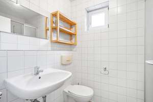Schöner leben in Oberisling: großes EFH mit ELW und herrlichem Grundstück! – Die vollständige Adresse der Immobilie erhältst du vom Anbieter., 93053 Oberisling-Graß, Regensburg – Vorschaubild 25