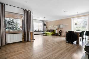 Ganderkesee | Großes Einfamilienhaus mit Einliegerwohnung in Hinterbebauung mit Garage & Loggia – Die vollständige Adresse der Immobilie erhältst du vom Anbieter., 27777 Ganderkesee – Vorschaubild 5