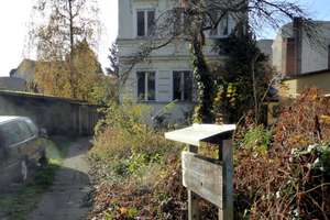 Mehrfamilienhaus mit Ausbaupotential in 12359 Berlin-Britz, Pätzerstraße 00