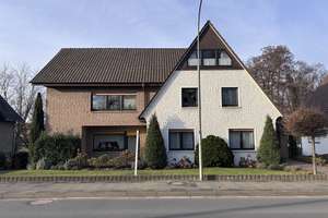 Perfektes Mehrgenerationenhaus in schöner Wohnlage von Löhne! – Die vollständige Adresse der Immobilie erhältst du vom Anbieter., 32584 Löhne – Vorschaubild 2