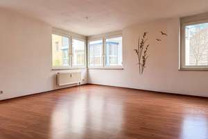 Sofort bezugsfrei | Wohnung mit Balkon im Hinterhaus | Tiefgaragenstellplatz – Die vollständige Adresse der Immobilie erhältst du vom Anbieter., 4129 Eutritzsch, Leipzig – Vorschaubild 4