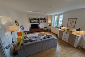 Gepflegtes Jugendstilhaus: Ruhige 3-Zimmer-Wohnung 92qm mit gehobener Ausstattung – Die vollständige Adresse der Immobilie erhältst du vom Anbieter., 40545 Oberkassel, Düsseldorf – Vorschaubild 4