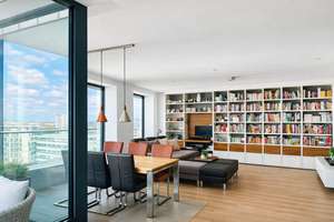 Exklusive Lobby im Hotelstil · Modernes Luxusapartment mit direktem Skyline-Blick in Frankfurt – Die vollständige Adresse der Immobilie erhältst du vom Anbieter., 60486 Gallus, Frankfurt am Main – Vorschaubild 1