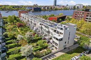 Exklusives Townhouse an der Rummelsburger Bucht mit Maisonette-Einliegerwohnung