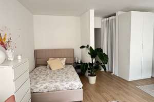 Geschmackvolle vollmöblierte 1-Raum-Wohnung mit geh. Innenausstattung mit Balkon und EBK – Von-Werth-Straße 24-26, 50670 Altstadt/Nord, Köln – Vorschaubild 8