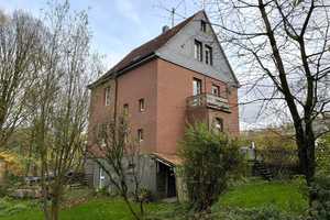 VR IMMO: Zweifamilienhaus mit großem Garten und Garage – Oberbergischer Kreis – Vorschaubild 2