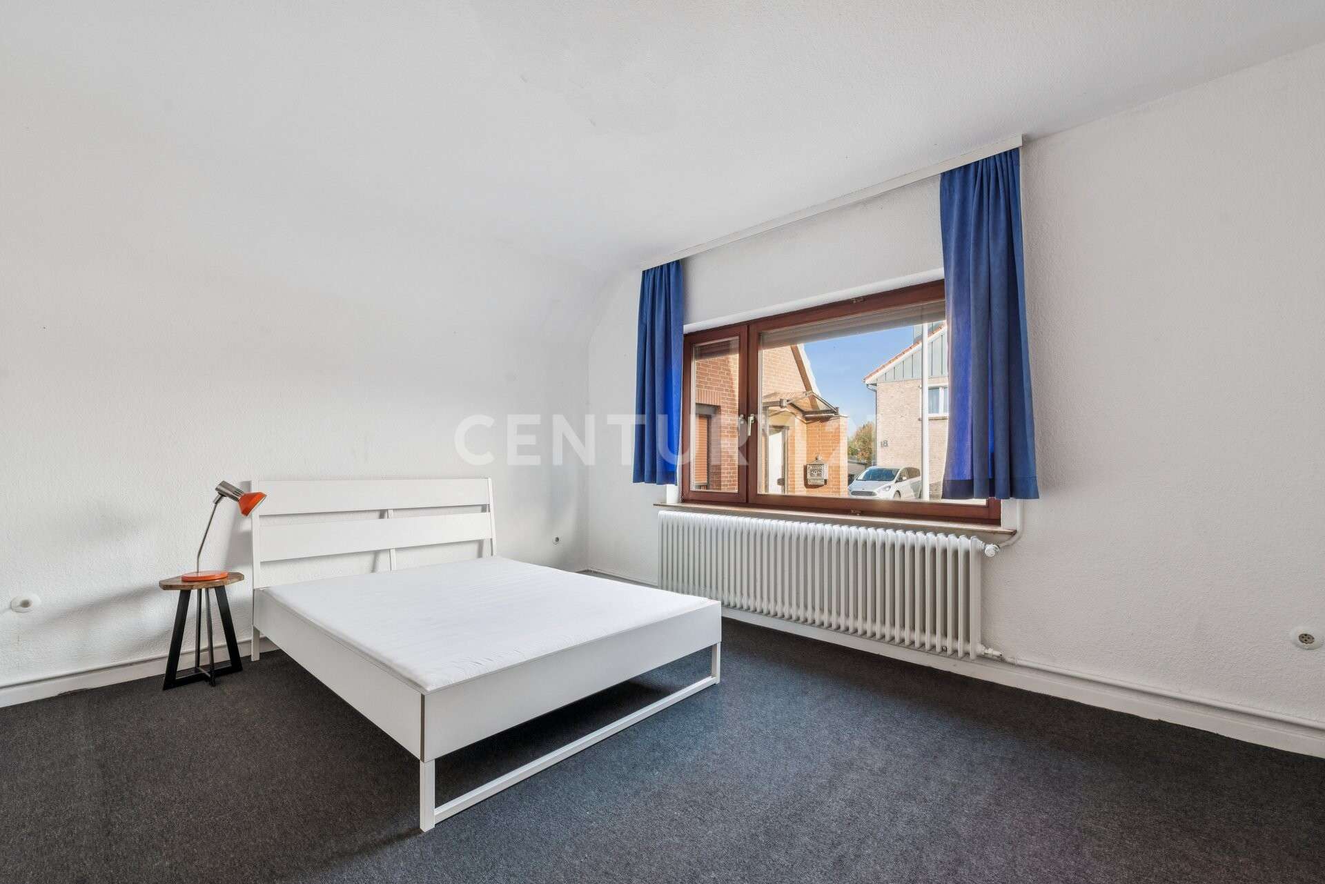 Immobilie in Osterholz-Scharmbeck - Zentrale, ruhige Lage - Platz für die große Familie! - Bild 2