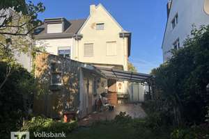 Charmantes Haus mit Garten in Bonn-Graurheindorf – Die vollständige Adresse der Immobilie erhältst du vom Anbieter., 53117 Graurheindorf, Bonn – Vorschaubild 2