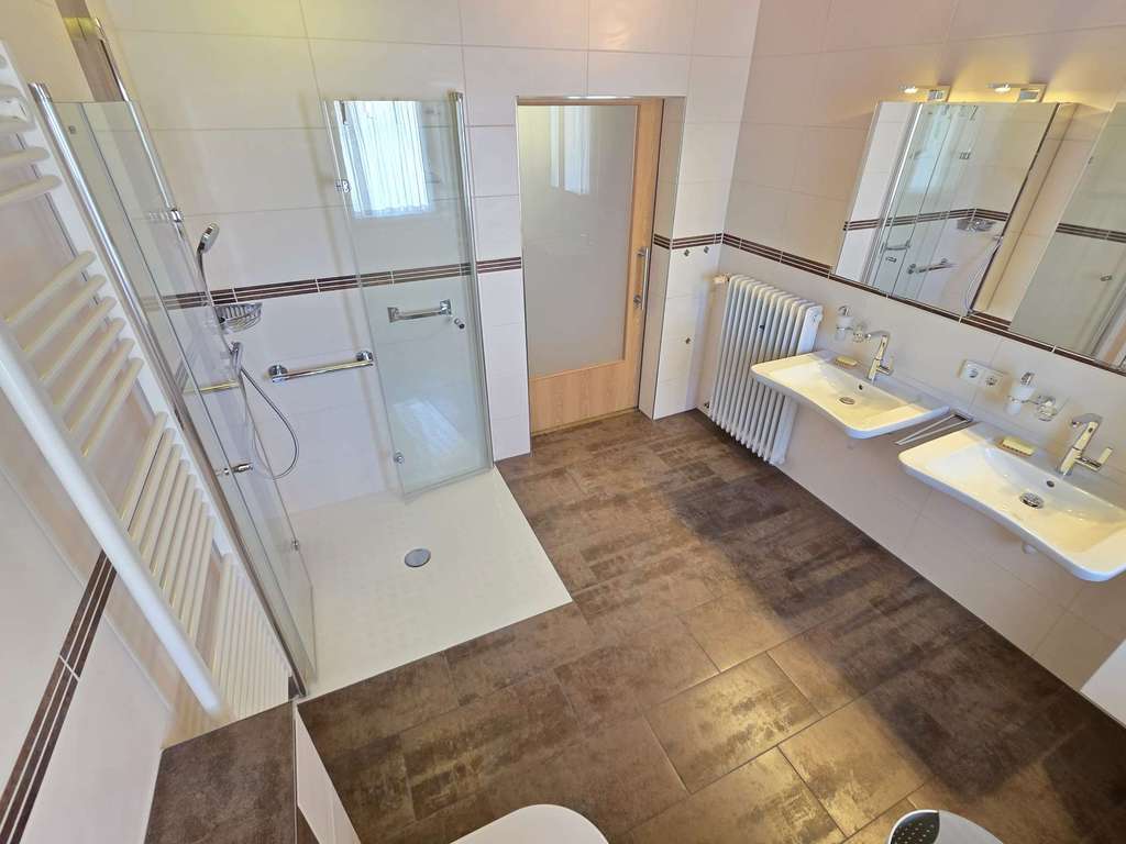 Immobilie in Coburg - Charmantes Raumwunder mit Einliegerbereich – Ihr neues Zuhause mit Mehrwert! - Bild 4