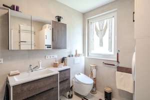 Exklusives energieeffizientes EFH mit PV-Anlage und Einliegerwohnung! – Die vollständige Adresse der Immobilie erhältst du vom Anbieter., 33104 Schloß Neuhaus, Paderborn – Vorschaubild 24