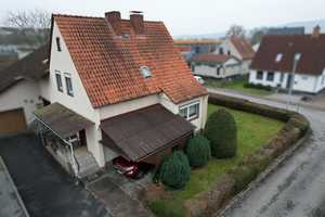 Einfamilienhaus mit Garten in Lauenförde – Tulpenweg 2, 37697 Holzminden (Kreis) – Vorschaubild 1