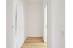 Zentrale 2-Zimmer Wohnung nach hochwertiger Sanierung mit Einbauküche und Waschmaschine – Engelbosteler Damm 79, 30167 Nordstadt, Hannover – Vorschaubild 9