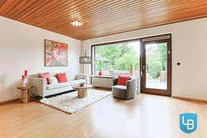 Mehr Platz geht nicht! Reihenendhaus mit Einliegerwohnung und Doppelgarage in Kiel-Mettenhof!