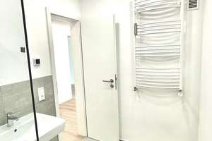 Frisch kernsaniert! Moderne 3-Zimmer-Wohnung in Feldmoching/Lerchenau – Die vollständige Adresse der Immobilie erhältst du vom Anbieter., 80995 Lerchenau-West, München – Vorschaubild 5