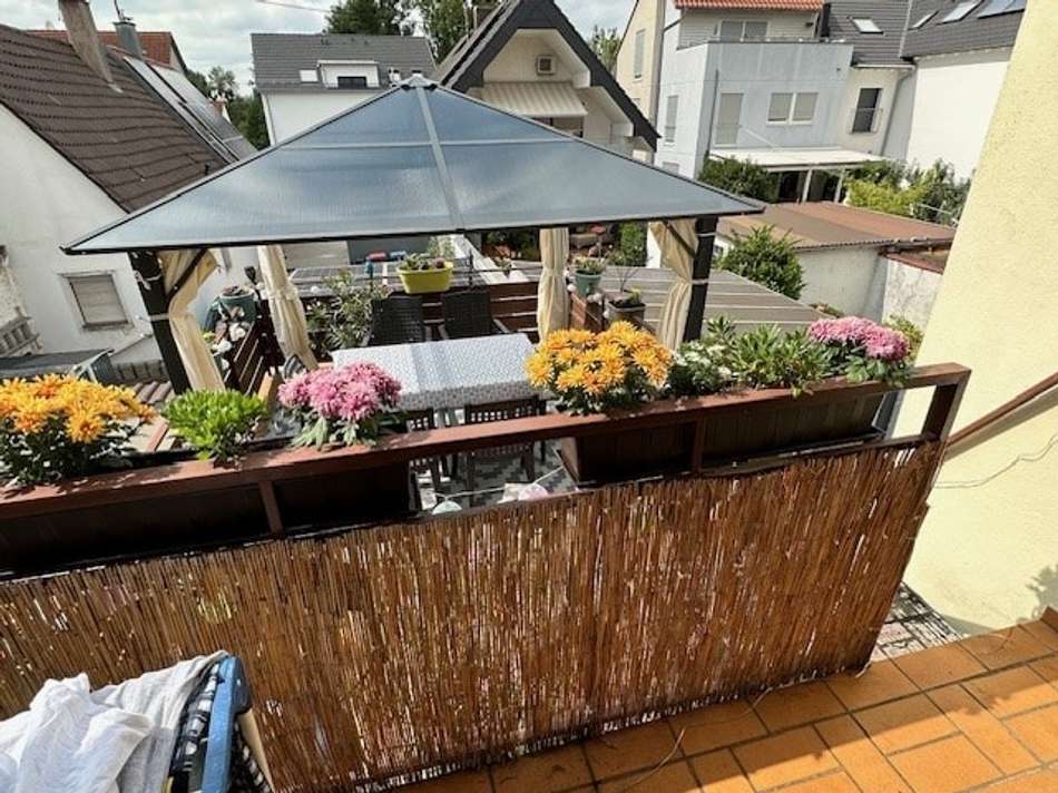 überdachte Terrasse