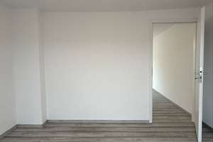 teilrenovierte schöne 2,5-Zimmer Maisonettewohnung in Wuppertal-Barmen mit Balkon – Ferdinand-Thun-Straße 7, 42289 Heckinghausen, Wuppertal – Vorschaubild 14
