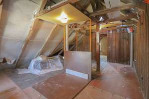 +++ Einfamilien- oder Mehrgenerationenhaus mit sehr großem Grundstück und viel Ausbaupotenzial +++ – Die vollständige Adresse der Immobilie erhältst du vom Anbieter., 1156 Oberwartha, Dresden – Vorschaubild 23