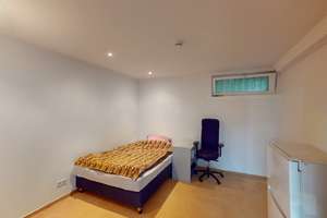 Großzügig leben mit Stil - Zweifamilienhaus mit weitläufigem Garten – Die vollständige Adresse der Immobilie erhältst du vom Anbieter., 65207 Auringen, Wiesbaden – Vorschaubild 19