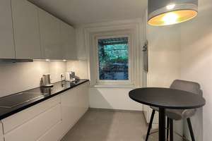Exklusive, neuwertige Wohnung mit Garten und Designer Einbauküche in Hamburg Harvestehude  – Helene-Lange-Straße 5, 20144 Harvestehude, Hamburg – Vorschaubild 4