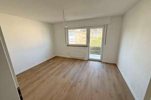 Frisch komplettsanierte 4-Zimmer-Wohnung mit Einbauküche & Balkon in Stuttgart-Bad Cannstatt – Die vollständige Adresse der Immobilie erhältst du vom Anbieter., 70372 Seelberg, Stuttgart – Vorschaubild 13