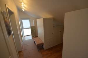 Repräsentative, lichtdurchflutete Doppelhaushälfte mit Einliegerwohnung in exquisiter Spitzenlage. – Die vollständige Adresse der Immobilie erhältst du vom Anbieter., 53229 Holzlar, Bonn – Vorschaubild 14