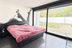 Exklusiver Bungalow in Cubebauweise mit Pool und großzügigem Raumkonzept in ruhiger Lage – In der Schley 6, 52531 Übach-Palenberg – Vorschaubild 9