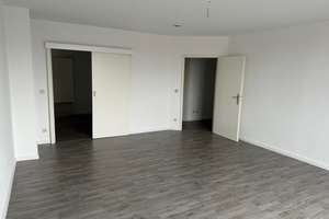 Charmante & modernisierte 2-Zimmer-Wohnung mit Balkon – sofort bezugsfrei! – Halberstädter Str 75, 39112 Sudenburg, Magdeburg – Vorschaubild 2