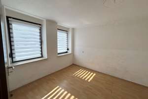 Solides Ein- bis Zweifamilienhaus in zentraler Lage von Großrosseln mit Gestaltungspotenzial – Die vollständige Adresse der Immobilie erhältst du vom Anbieter., 66352 Großrosseln – Vorschaubild 4