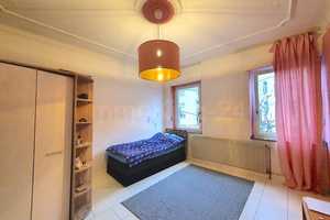 ++ MODERNISIERTES MEHRGENERATIONENHAUS + SONNENTERRASSEN + GARTEN IN ZENTRALER LAGE!! ++ – Aachen – Vorschaubild 16