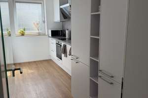***EINZIEHEN UND WOHLFÜHLEN - TOLLE 3 ZIMMER WOHNUNG MIT EINBAUKÜCHE UND BALKON*** – Adlerstr. 6, 40211 Pempelfort, Düsseldorf – Vorschaubild 5