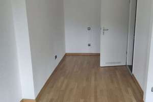 Stilvolle 2-Zi-Wohnung mit gehobener Innenausstattung, neuer EBK (Siemens) in Aachen-Laurensberg – Die vollständige Adresse der Immobilie erhältst du vom Anbieter., 52072 Laurensberg (Statistischer Bezirk), Aachen – Vorschaubild 5