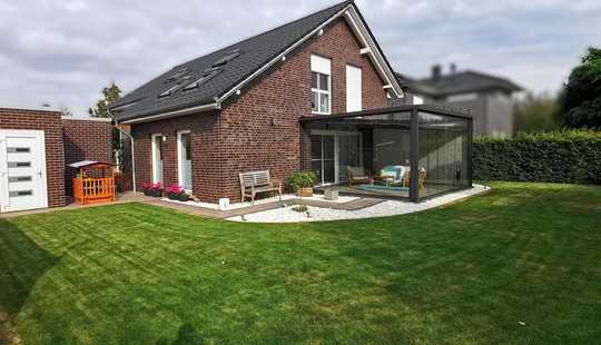 Bild von Elegantes Einfamilienhaus in Ilten/Toplage von privat