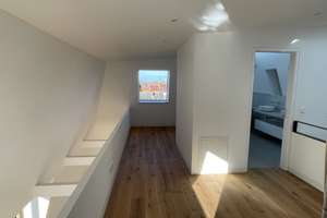 Exklusive Penthouse-Maisonette mit Galerie, 2 Loggien & passiver Kühlung – Die vollständige Adresse der Immobilie erhältst du vom Anbieter., 76227 Durlach, Karlsruhe – Vorschaubild 9