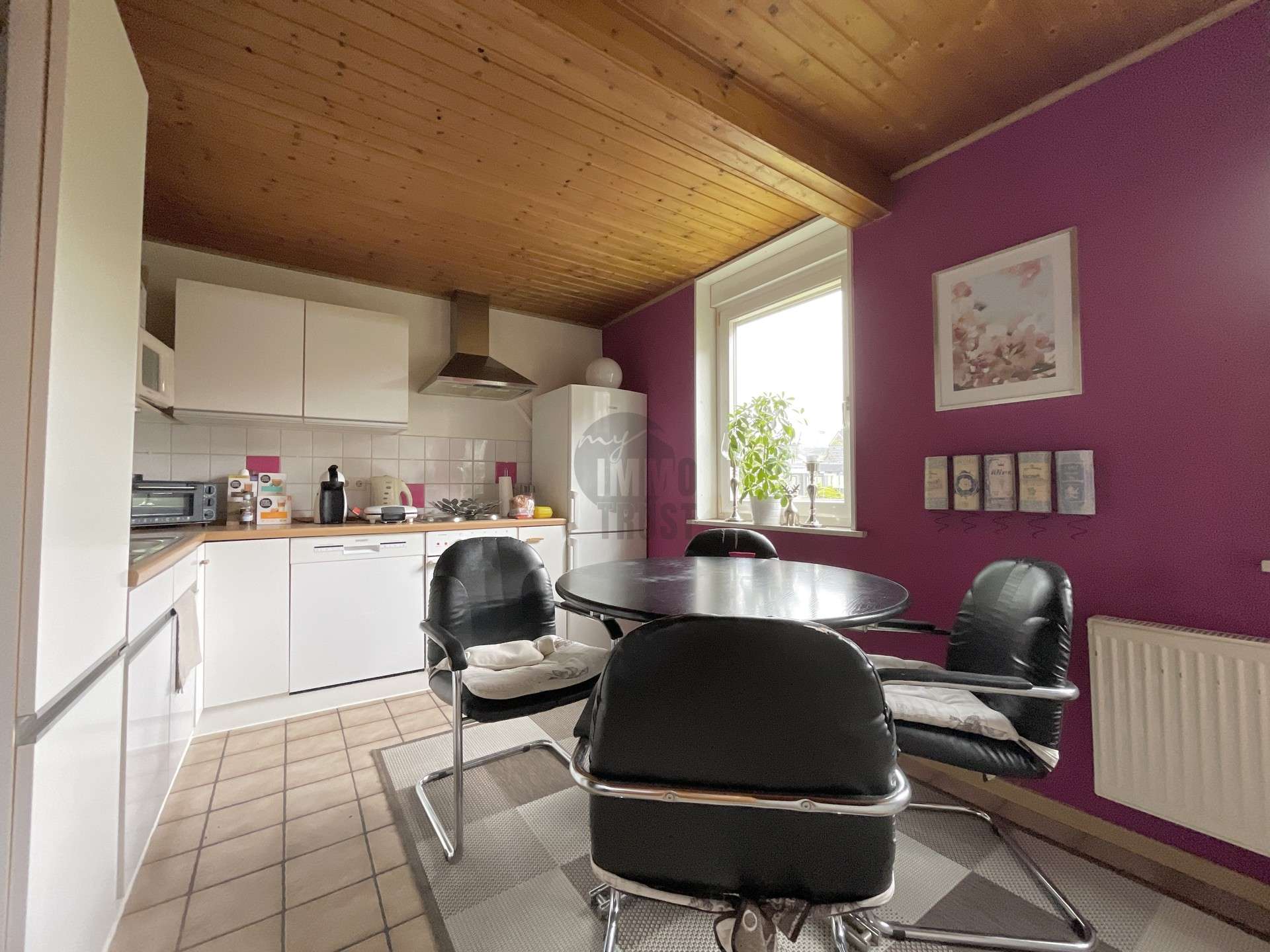 Immobilie in Brüggen - Renditestarkes MFH mit Werkstatt und großem Grundstück in Gronau – Ideal für Investoren & Handwerker - Bild 1