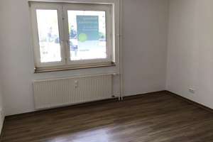 Wunderschöne Familienwohnung mit modernem Tageslichtbad und herrlichem Balkon im EG! – Freisenbruchstr. 5, 45279 Freisenbruch, Essen – Vorschaubild 4
