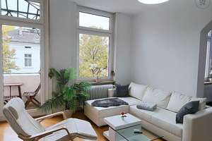 Schicke möblierte 2,5-Zimmer Wohnung mit Balkon in Wiesbaden Westend – Die vollständige Adresse der Immobilie erhältst du vom Anbieter., 65195 Nordost, Wiesbaden – Vorschaubild 1
