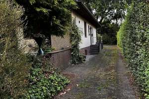 PLZ 22399 Großes Einfamilienhaus in Top Lage in Hamburg Poppenbüttel – Die vollständige Adresse der Immobilie erhältst du vom Anbieter., 22399 Poppenbüttel, Hamburg – Vorschaubild 15