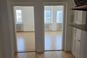 Altbauwohnung mit hohen Räumen und tollen Holzdielen in Innenstadtlage! – Wallgasse 1a, 97070 Altstadt, Würzburg – Vorschaubild 9