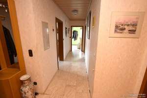 Viel Platz für Familie, 
Beruf oder Hobby!
Zweifamilienhaus mit Stall 
und weiteren Nebengebäuden – Die vollständige Adresse der Immobilie erhältst du vom Anbieter., 91183 Abenberg – Vorschaubild 8