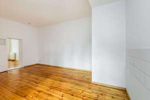 67,5 m² Altbaucharme: Helle Erdgeschosswohnung im beliebten Helmholtzkiez – Die vollständige Adresse der Immobilie erhältst du vom Anbieter., 10439 Prenzlauer Berg, Berlin – Vorschaubild 9