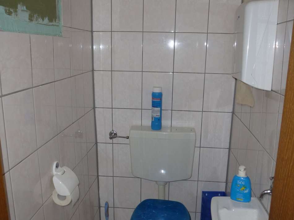 WC im Untergeschoss