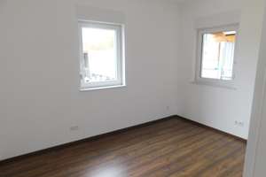 Erstbezug - Kleines EFH mit Scharm – Sonnenstr. 11, 89438 Holzheim – Vorschaubild 9