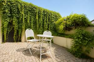 Traumgrundstück trifft Wohnqualität – großzügiges Familienhaus mit Einliegerwohnung und Potenzial – Die vollständige Adresse der Immobilie erhältst du vom Anbieter., 85049 Friedrichshofen-Hollerstauden, Ingolstadt – Vorschaubild 26