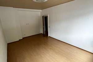 Frisch gestrichene 3-Zimmer-Wohnung mit Balkon am Burbacher Markt - provisionsfrei – Burbacher Markt 14, 66115 Burbach, Saarbrücken – Vorschaubild 5