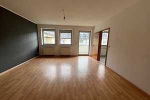 Wir sanieren für Sie eine 3-Raumwohnung - zentrumsnah und mit Balkon ! – Barbarossastraße 8, 9112 Chemnitz – Vorschaubild 2
